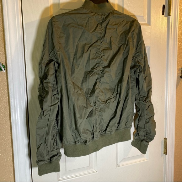 Outer Edge Women L LARGE Jacket Full Zip Pockets Distressed Lightweight Adult - Picture 6 of 11